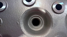 Reparatur eines Zylinderkopfes f�r GAZ 69, 2,1 u. 2,4 l Motor