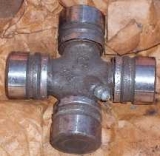 GAZ 69 neues Kreuzgelenk f&uuml;r Kardanwelle