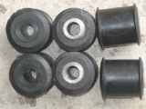 GAZ 69 neue Sto�d�mpfergummis mit Metallbolzen 6 St�ck
