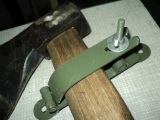 GAZ 69, UAZ 469, Dnepr, Ural Halterung der Axt (2 Teile)